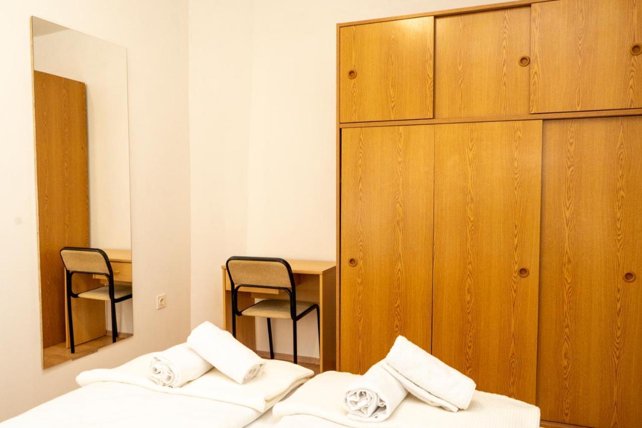Apartman Curcic คนิน ภายนอก รูปภาพ